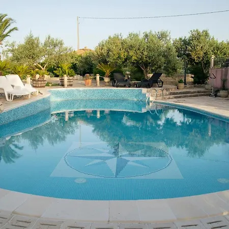Holiday home Dependance In Con Piscina *