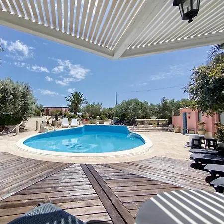 Dependance In Con Piscina Semesterbostad