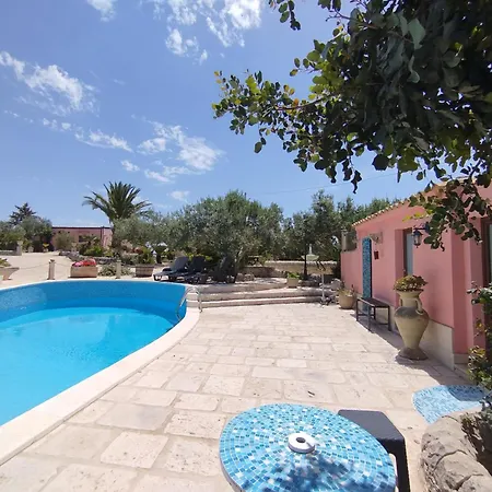 Semesterbostad Dependance In Con Piscina *