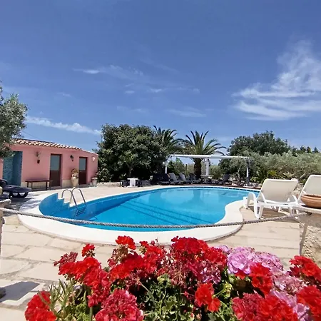 Dependance In Con Piscina