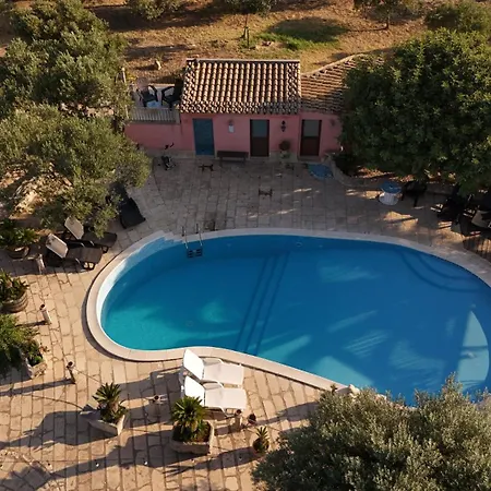 Semesterbostad Dependance In Con Piscina *